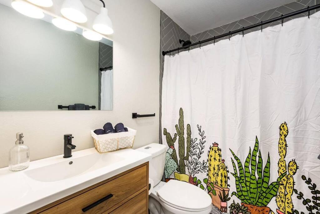 Cheerful Denver Hideaway W 2 Queen Beds Unit B Arvada Esterno foto